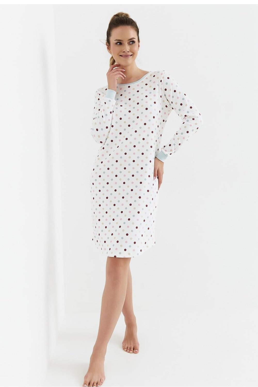 Image of Chemise de nuit beige