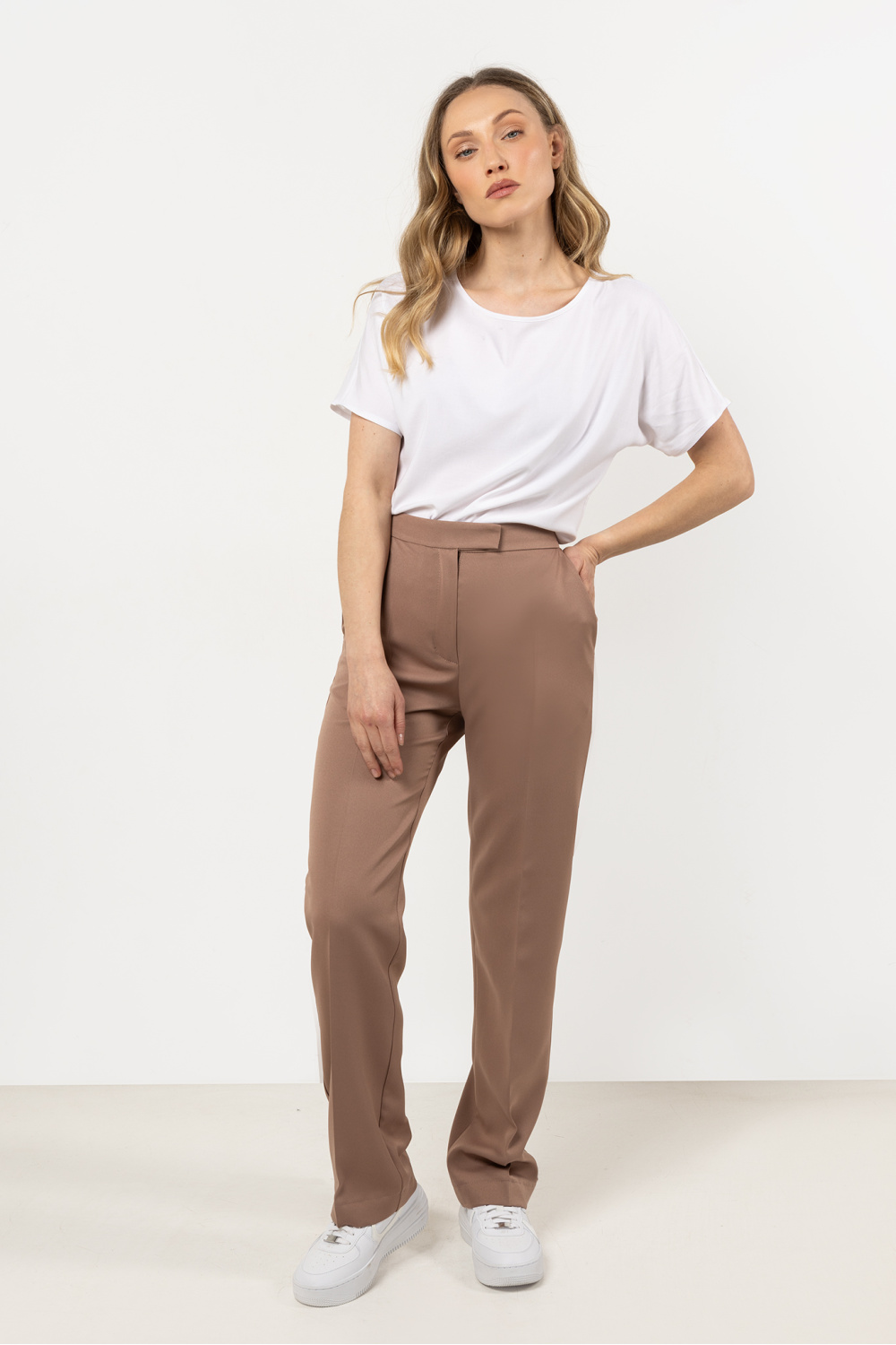 Image of Pantalon femme beige