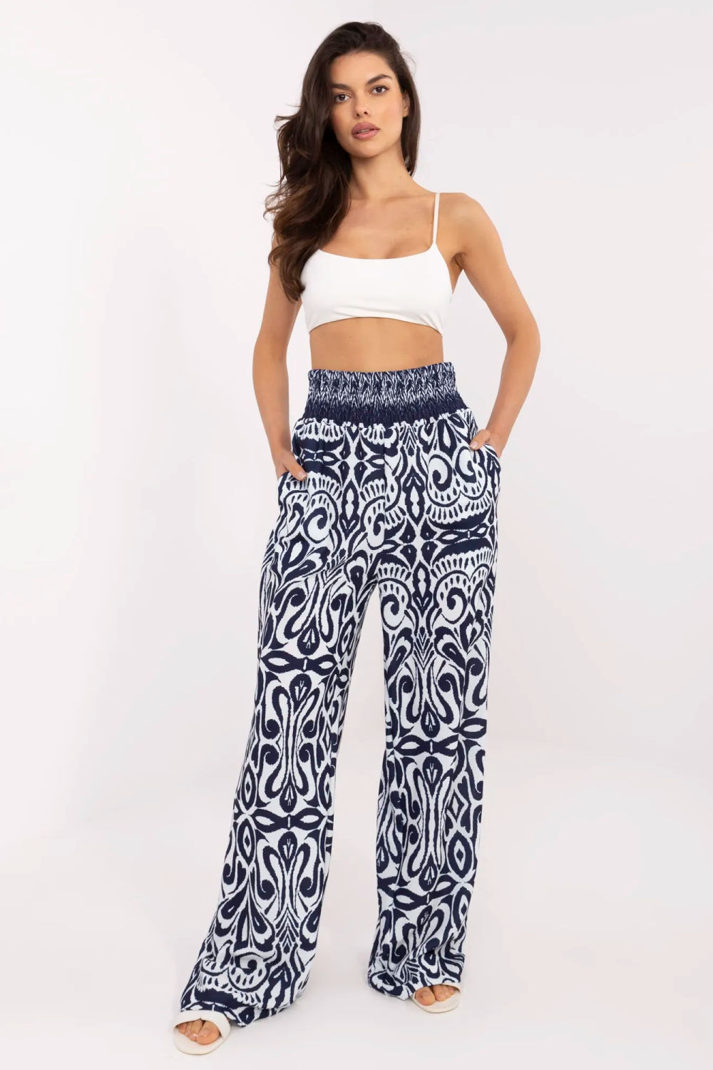 Image of Pantalon femme bleu marine