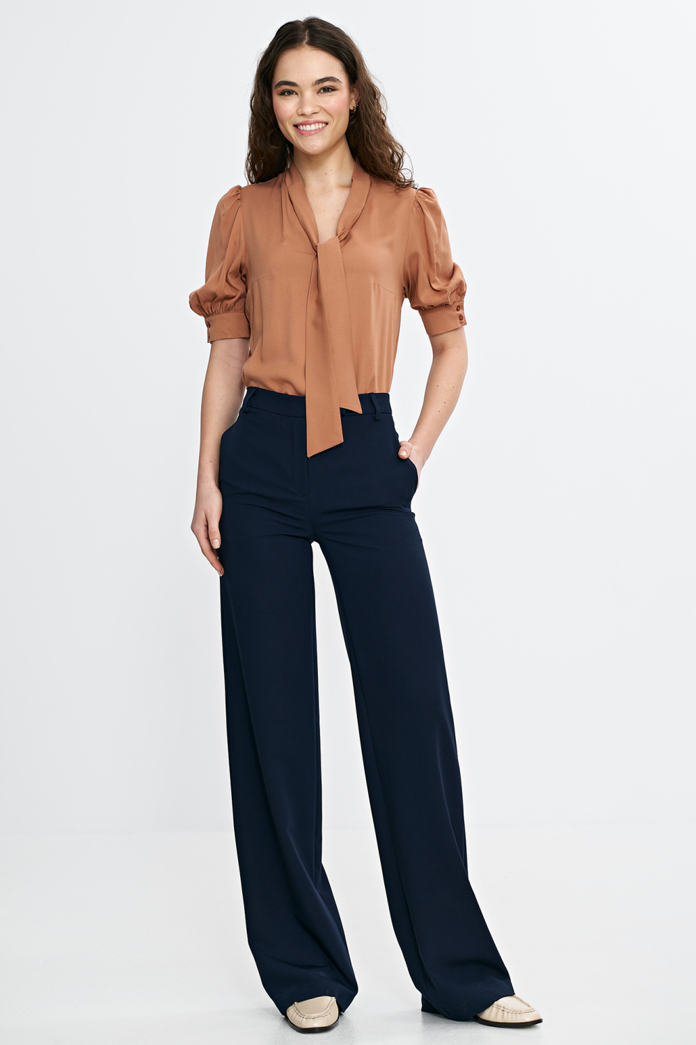 Image of Pantalon long bleu marine