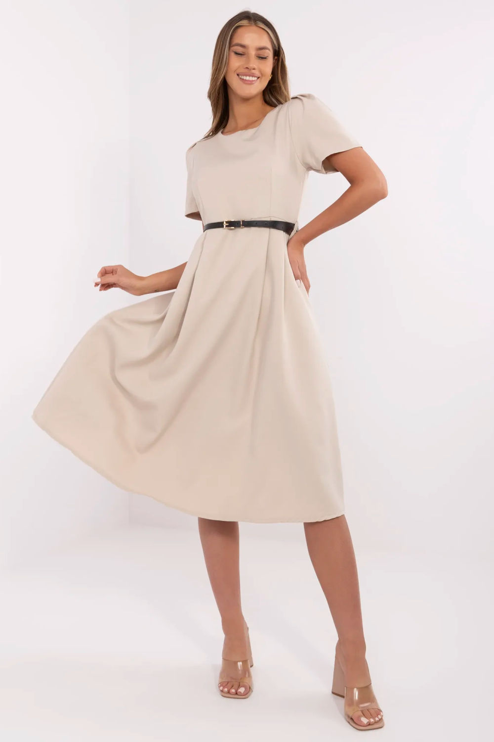 Image of Robe de jour beige