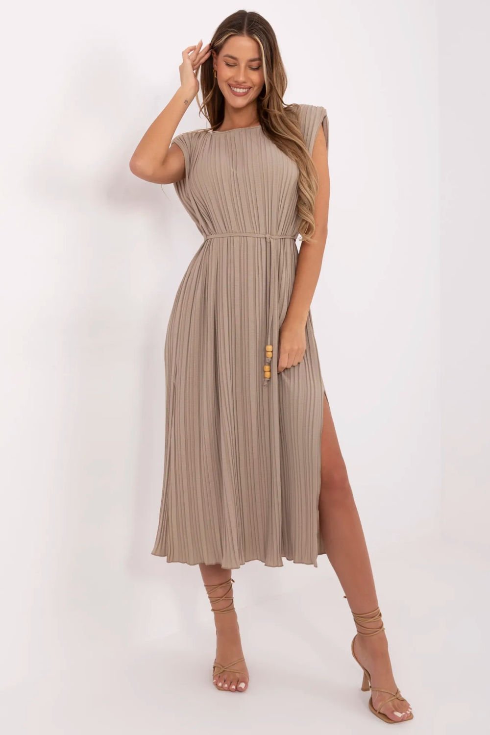 Image of Robe de jour beige