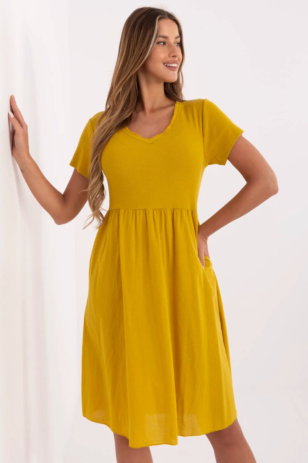 Image of Robe de jour jaune