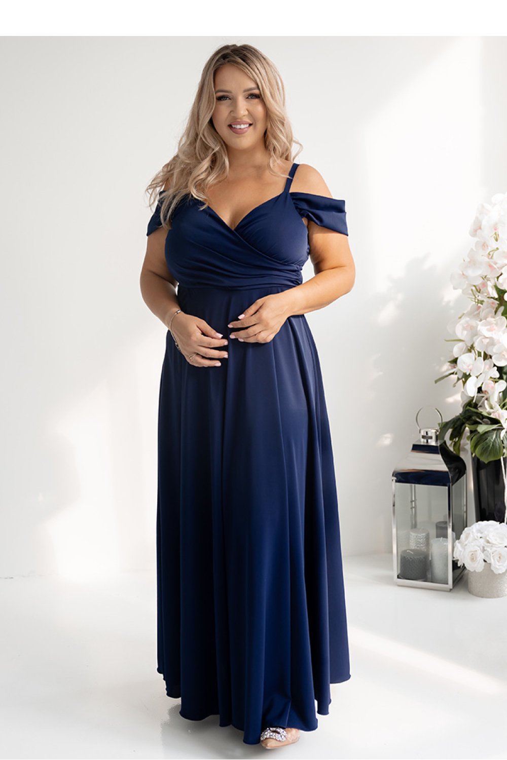 Image of Robe longue bleue marine