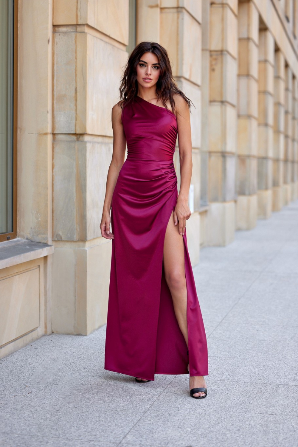 Image of Robe longue rouge