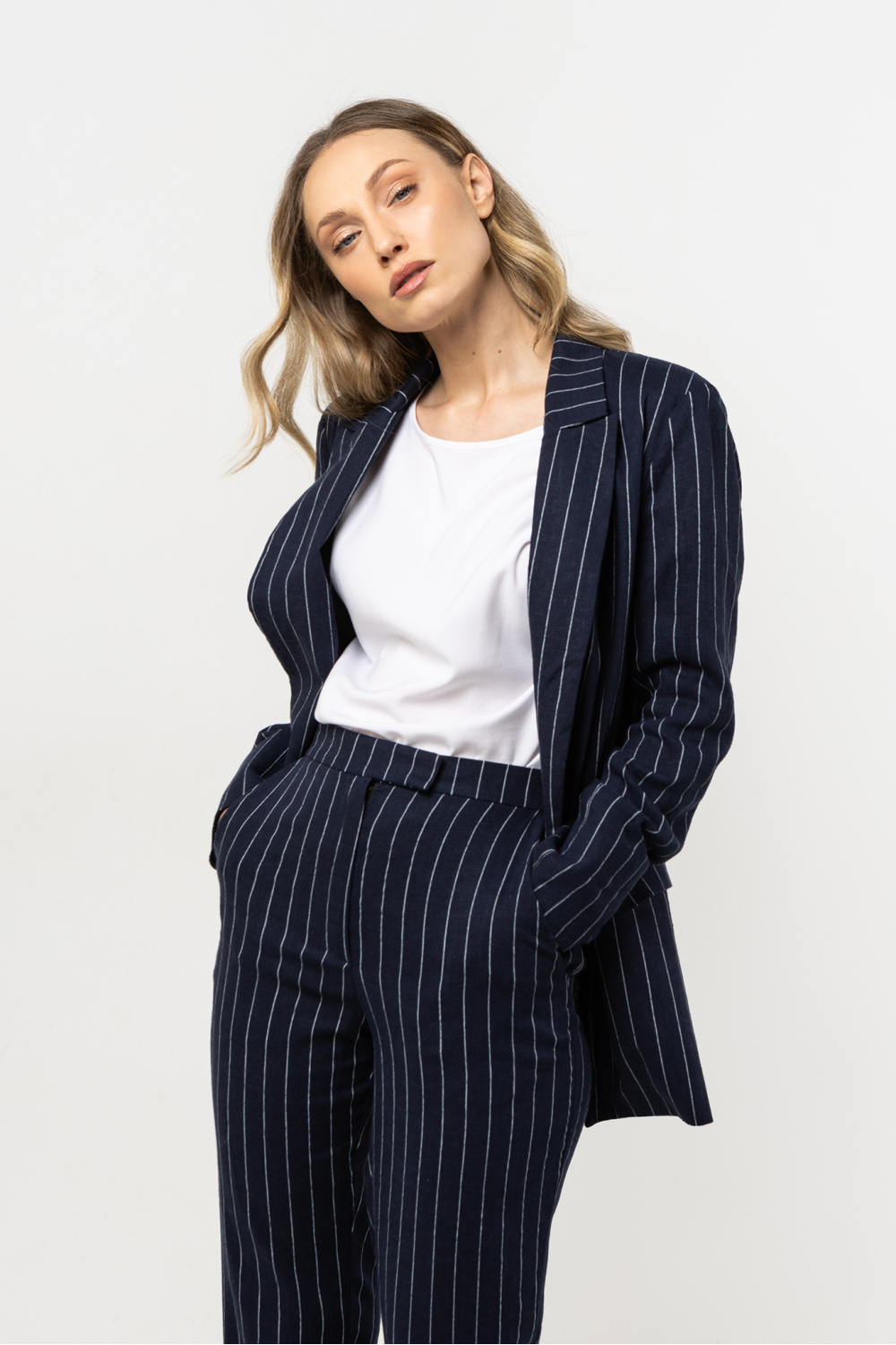 Image of Veste bleue marine