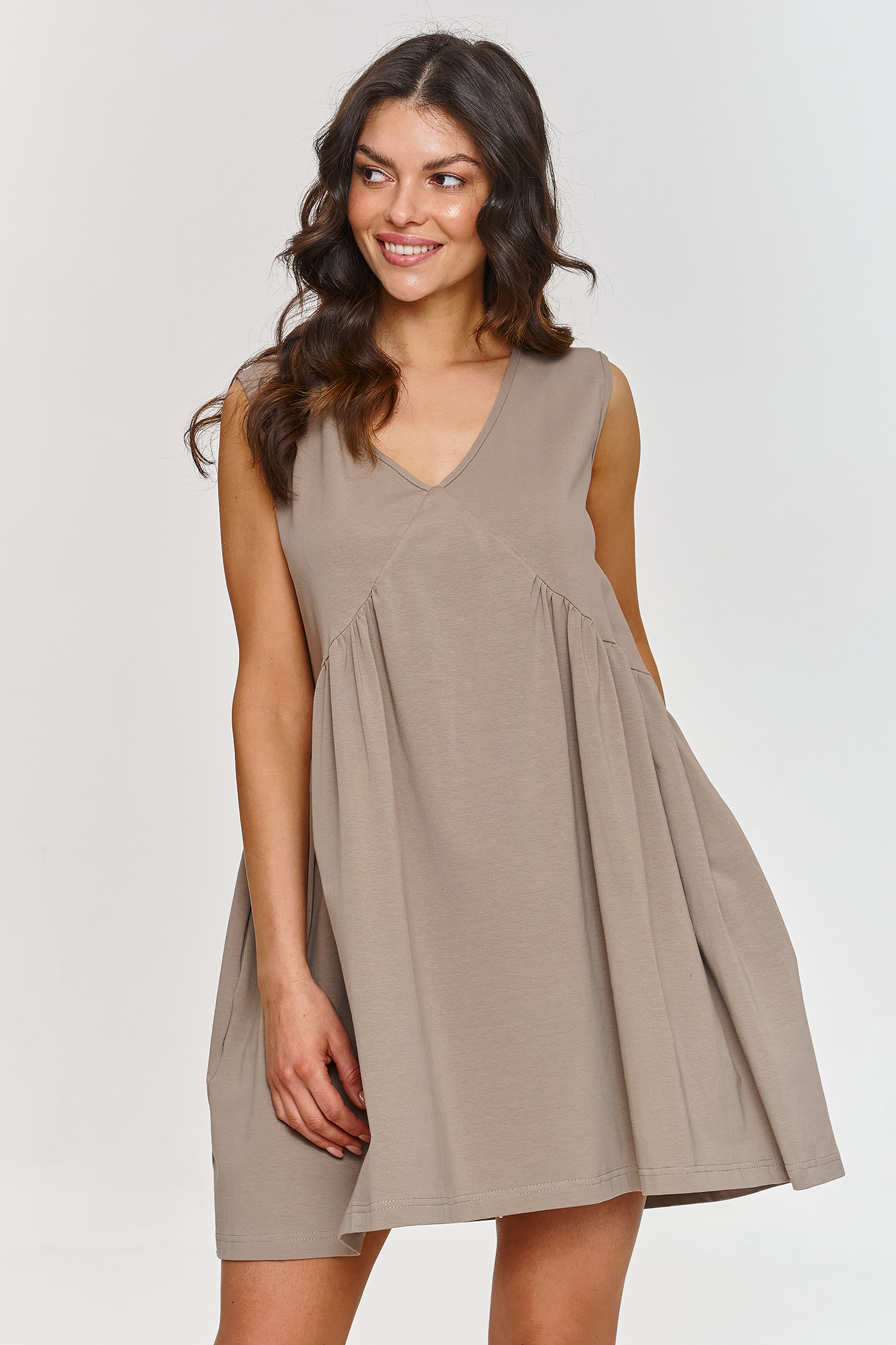 Image of Robe de jour beige