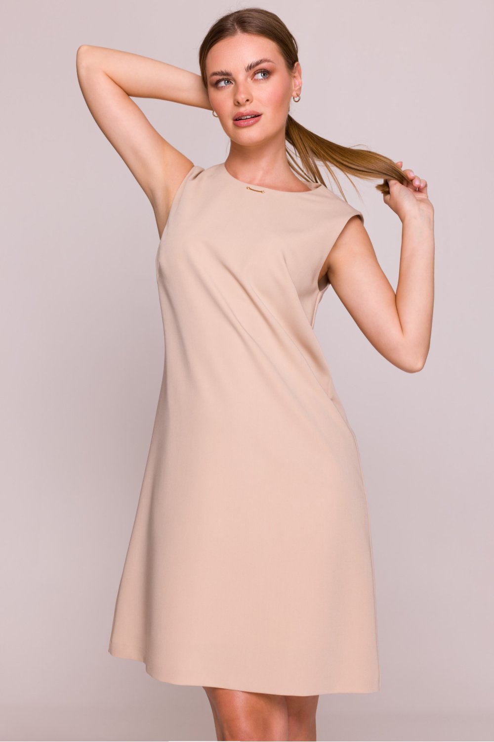 Image of Robe de jour beige