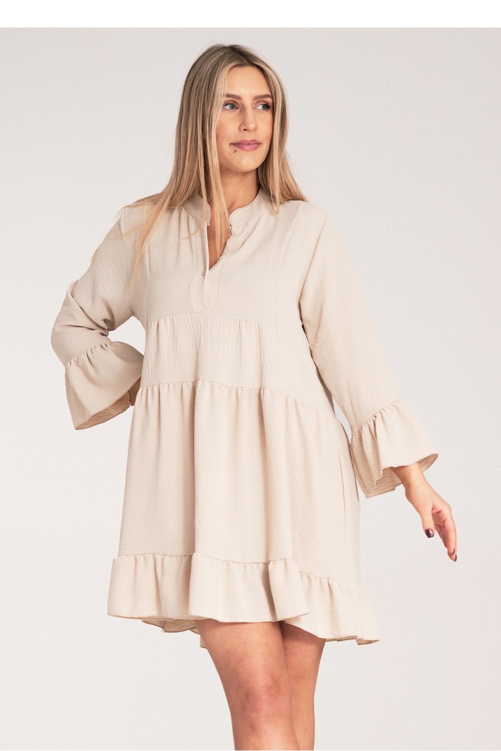 Image of Robe de jour beige