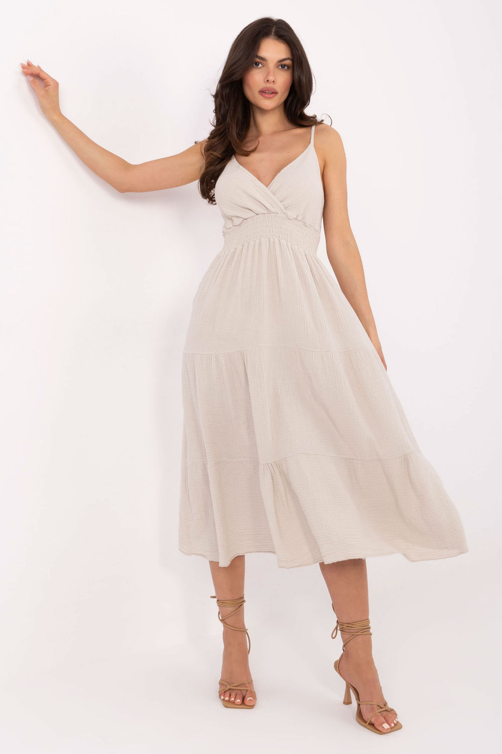 Image of Robe de jour beige