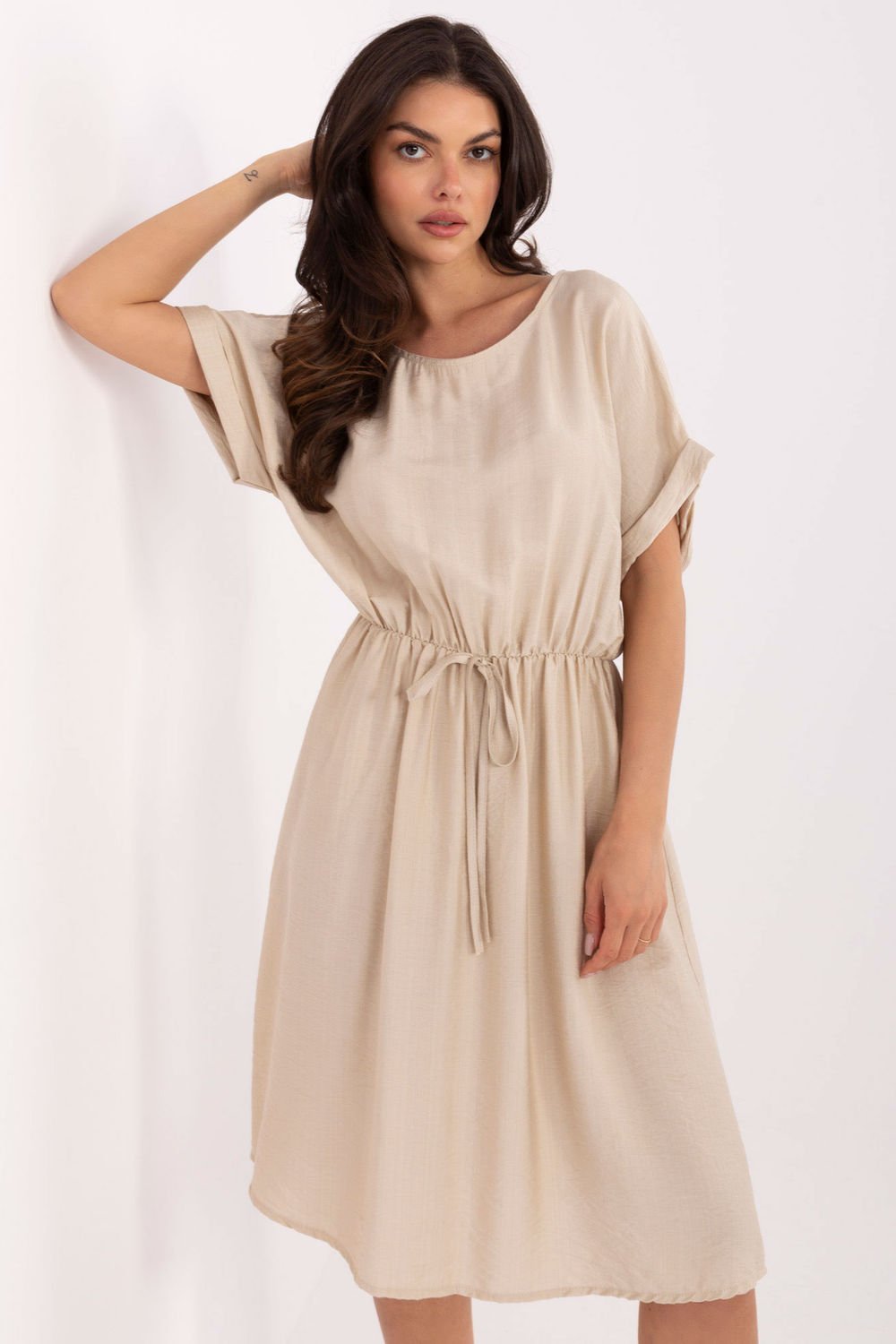 Image of Robe de jour beige