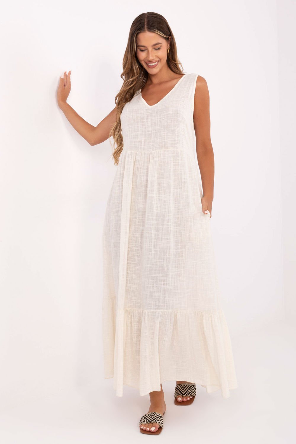 Image of Robe de jour beige