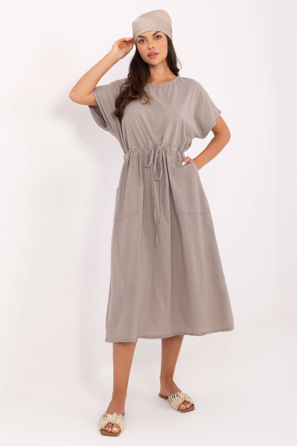 Image of Robe de jour beige