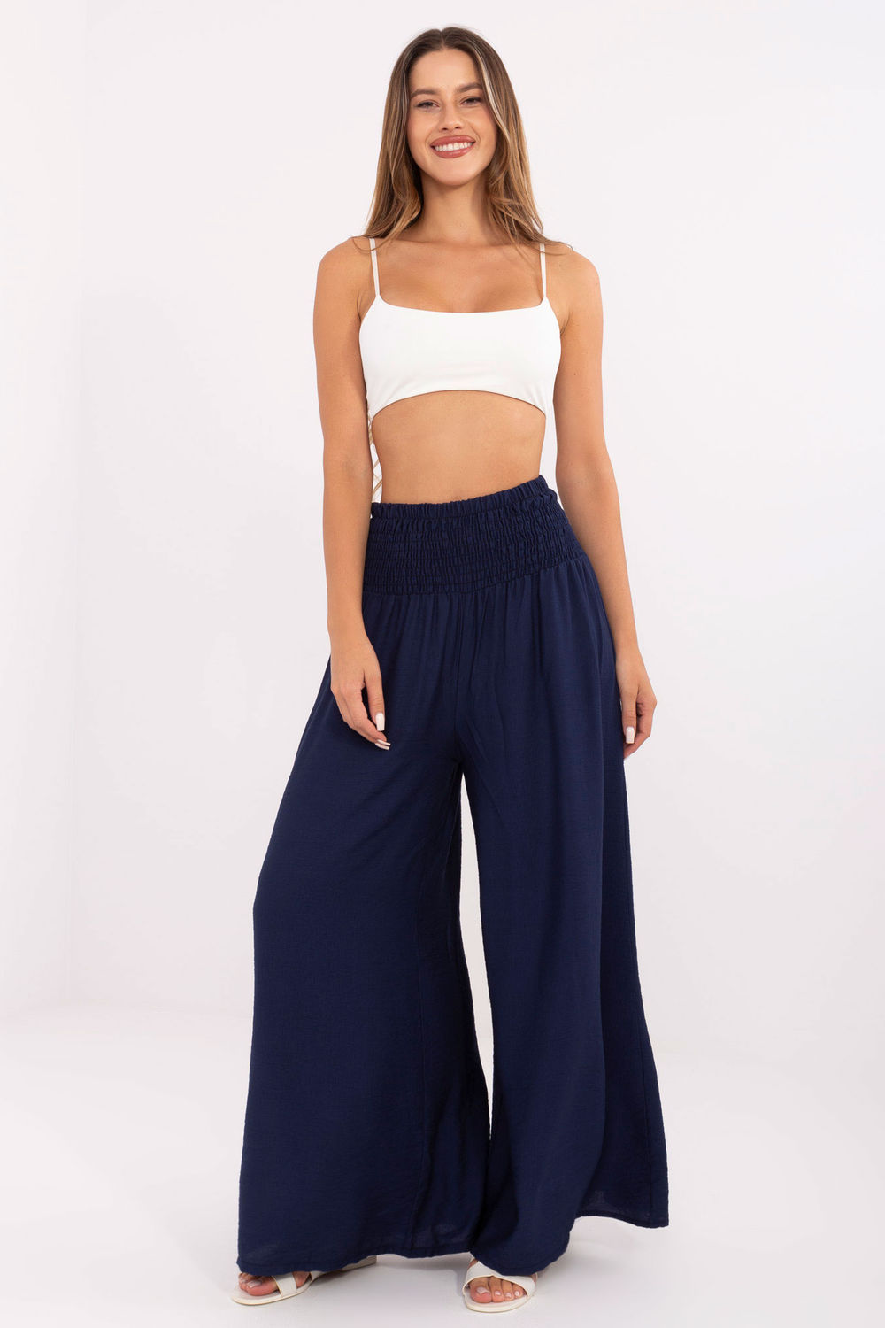 Image of Pantalon femme bleu marine