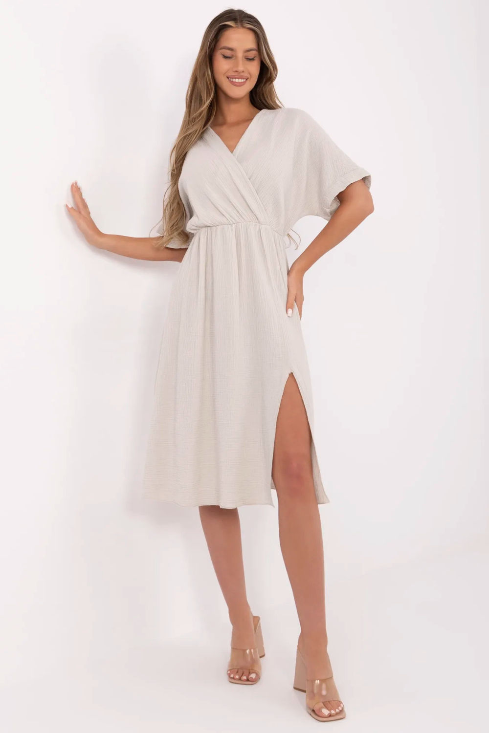 Image of Robe de jour beige