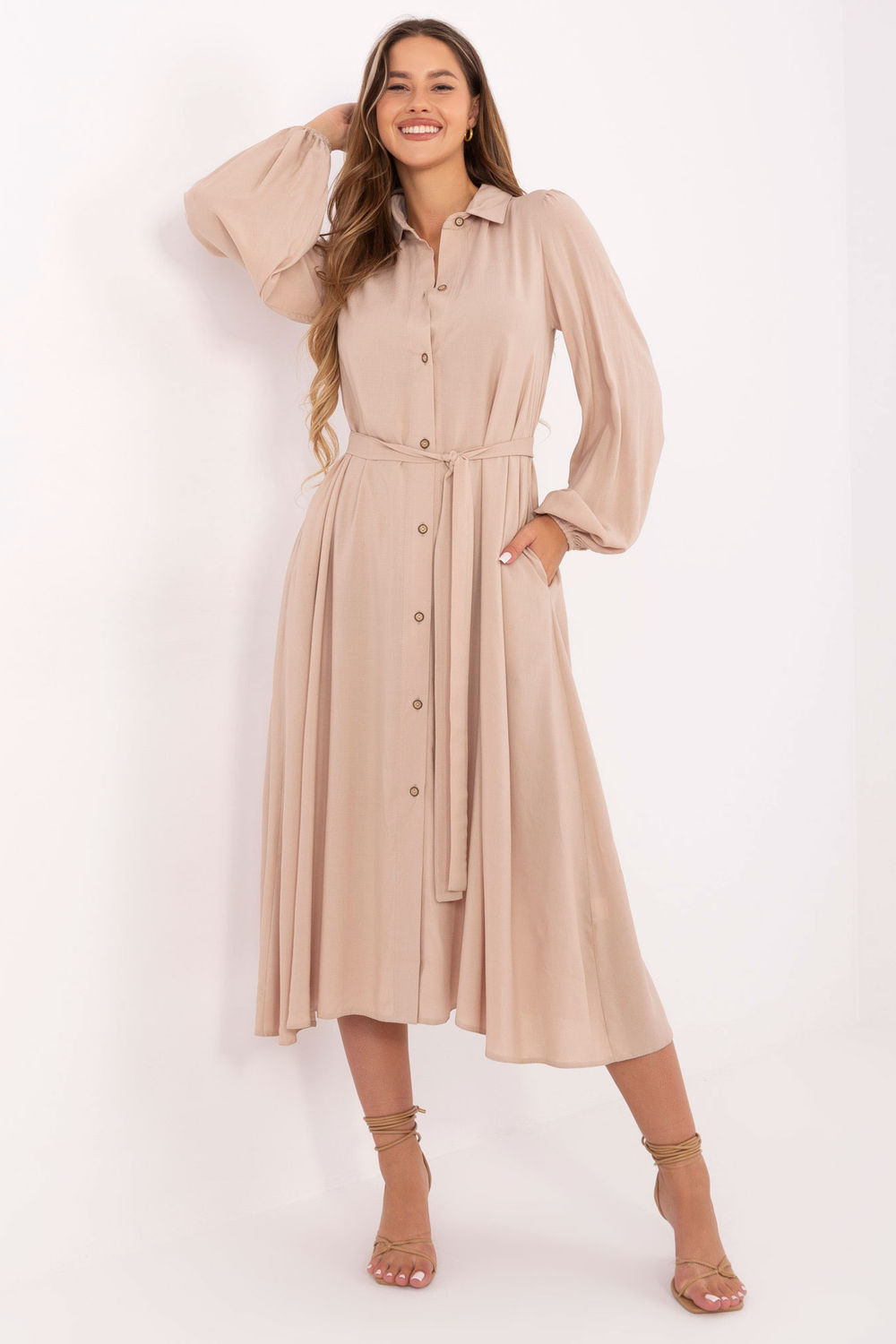Image of Robe de jour beige