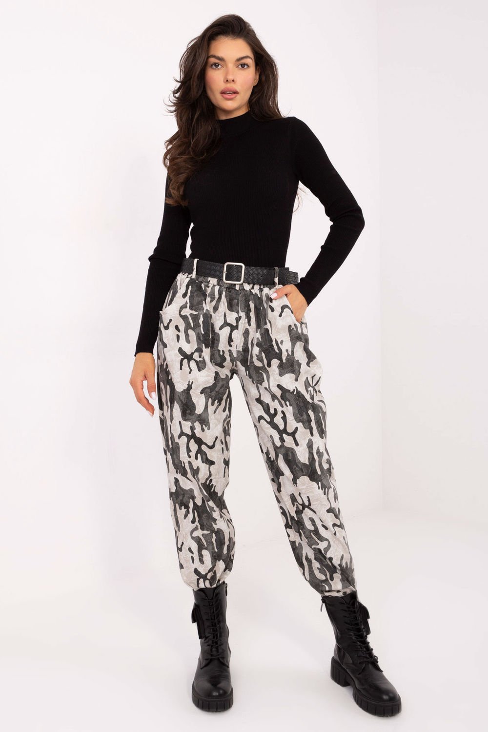 Image of Pantalon femme beige