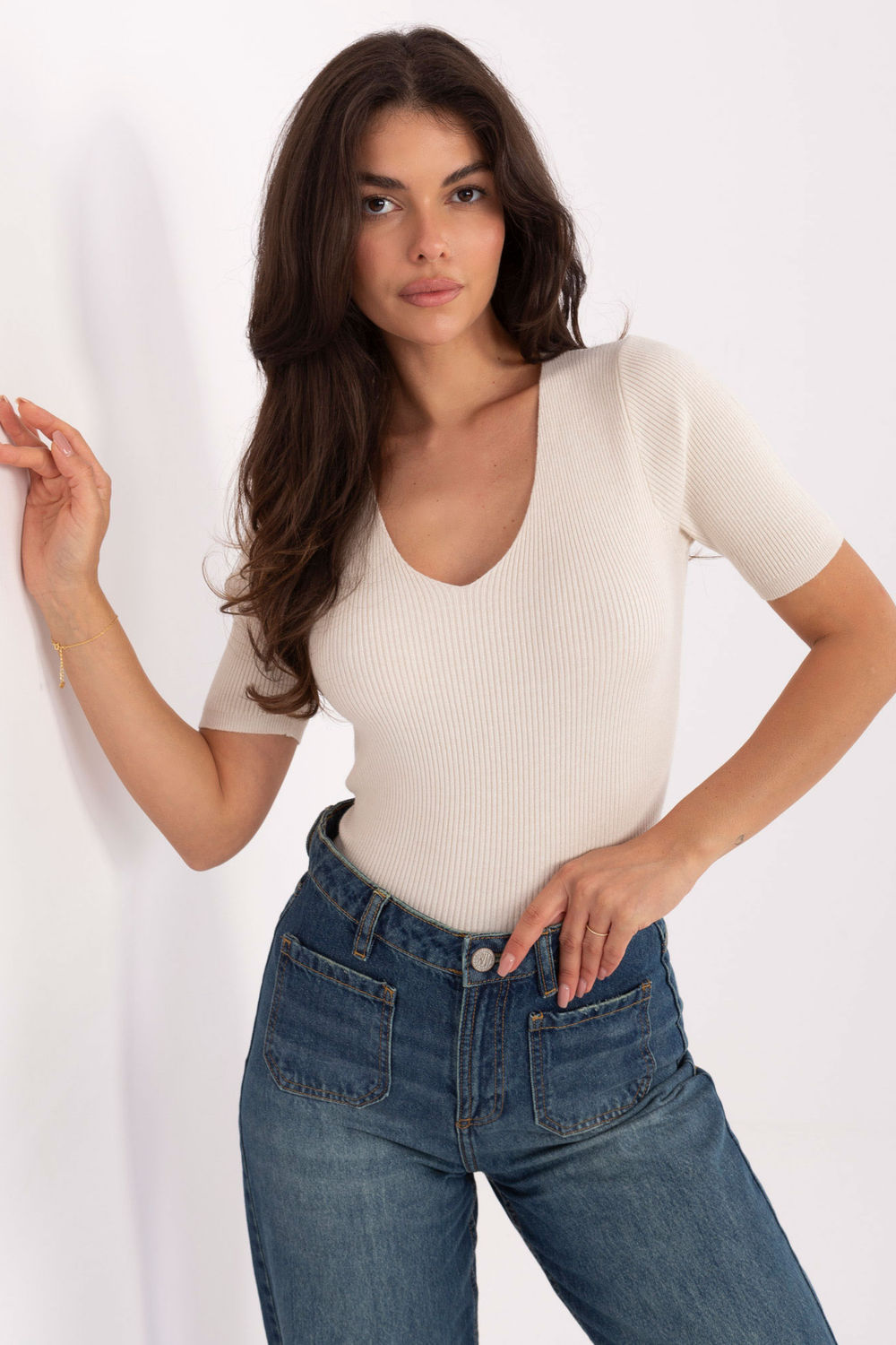 Image of Pull à manches courtes beige