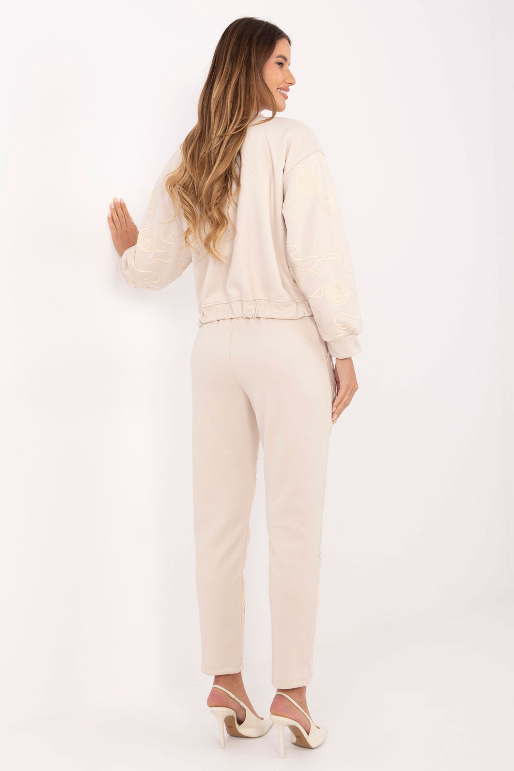 Product image of Ensemble beige