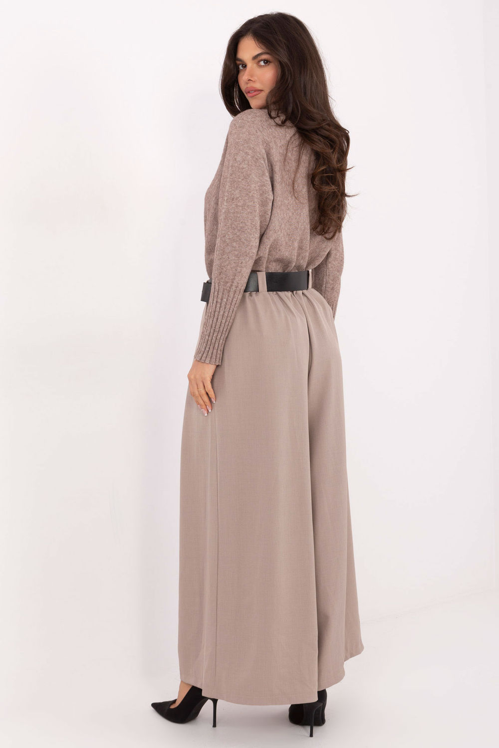 Product image of Pantalon femme beige