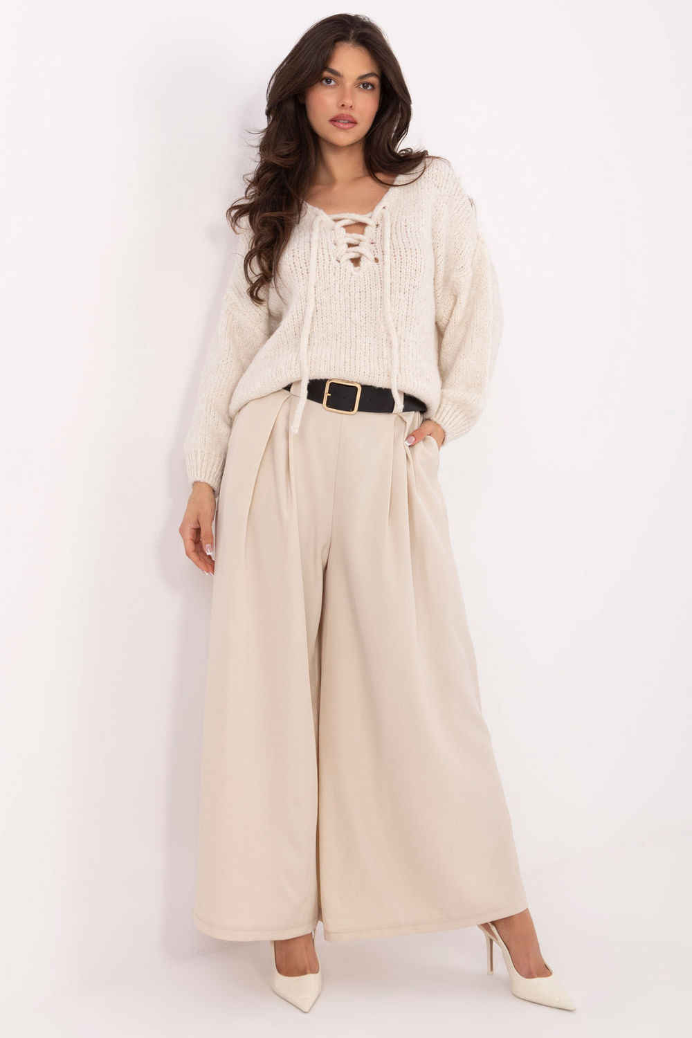 Image of Pantalon femme beige