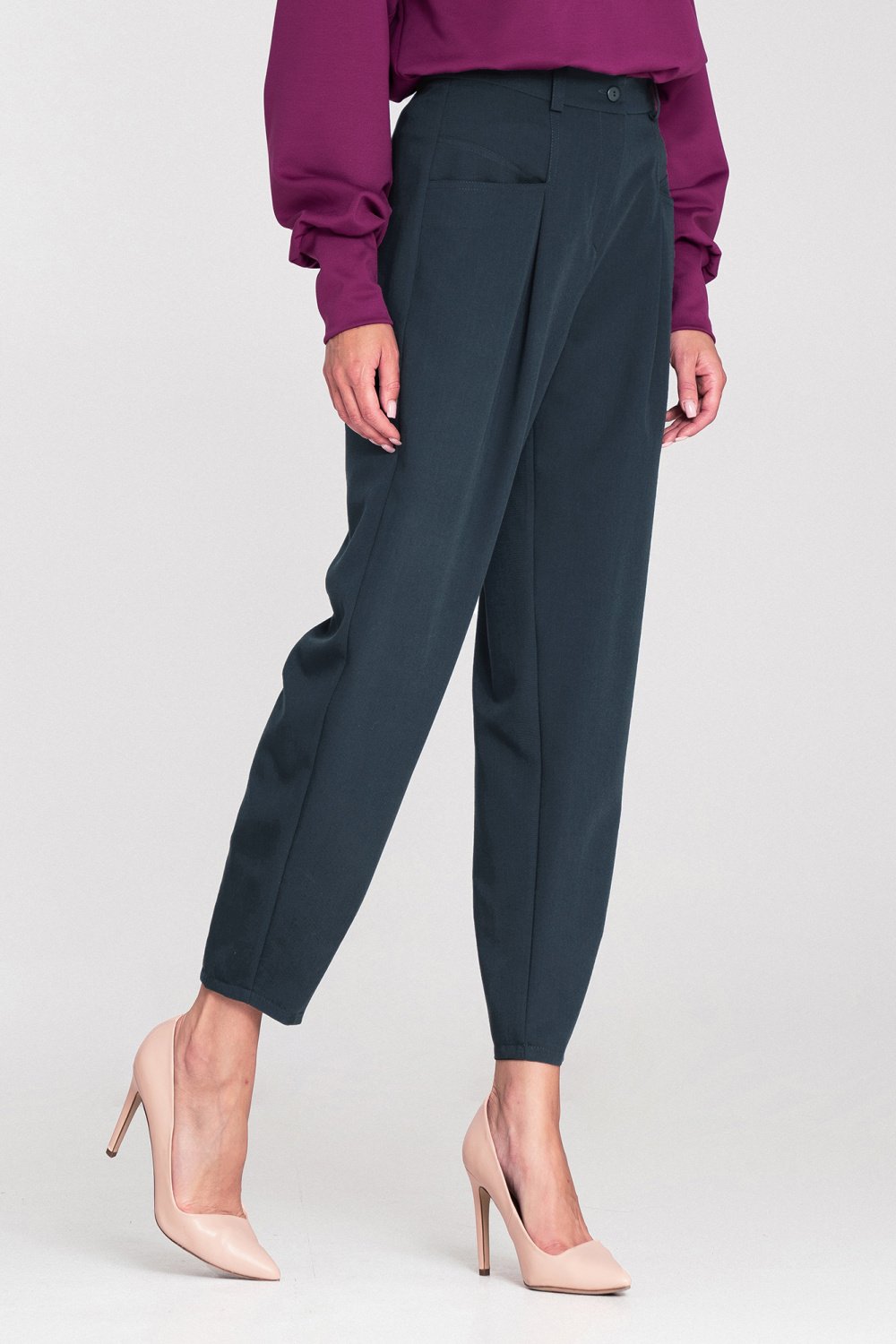 Image of Pantalon femme bleu marine