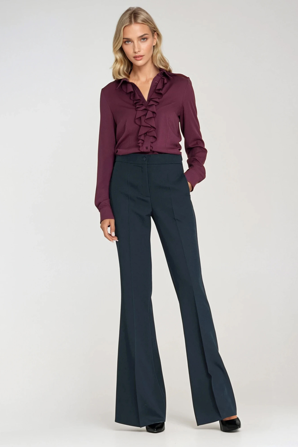 Image of Pantalon femme bleu marine