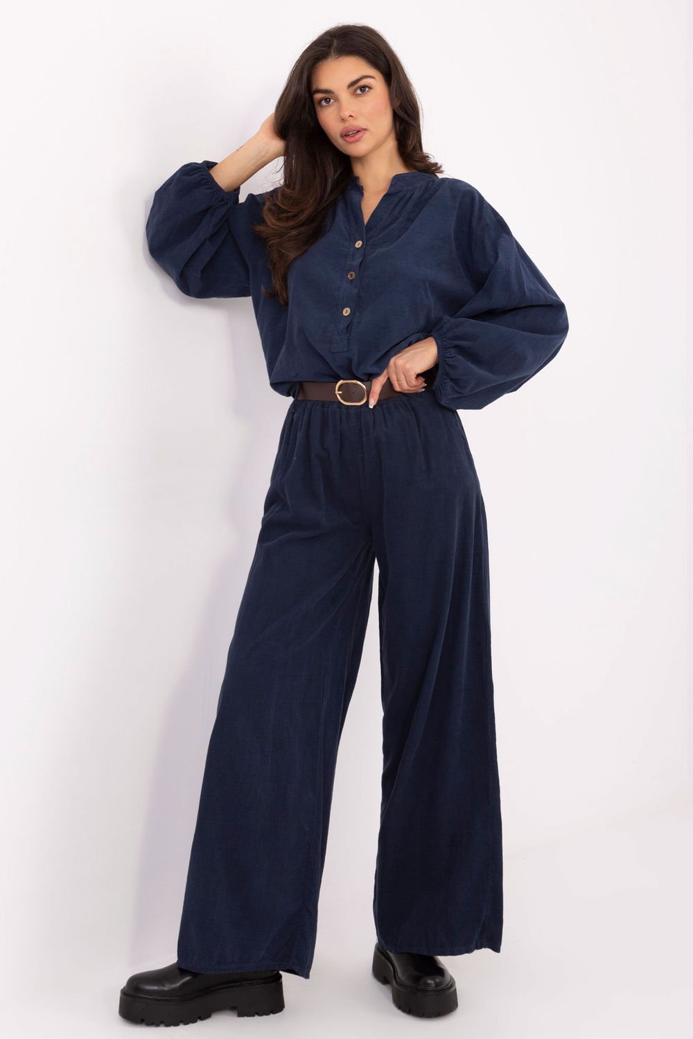 Image of Pantalon femme bleu marine