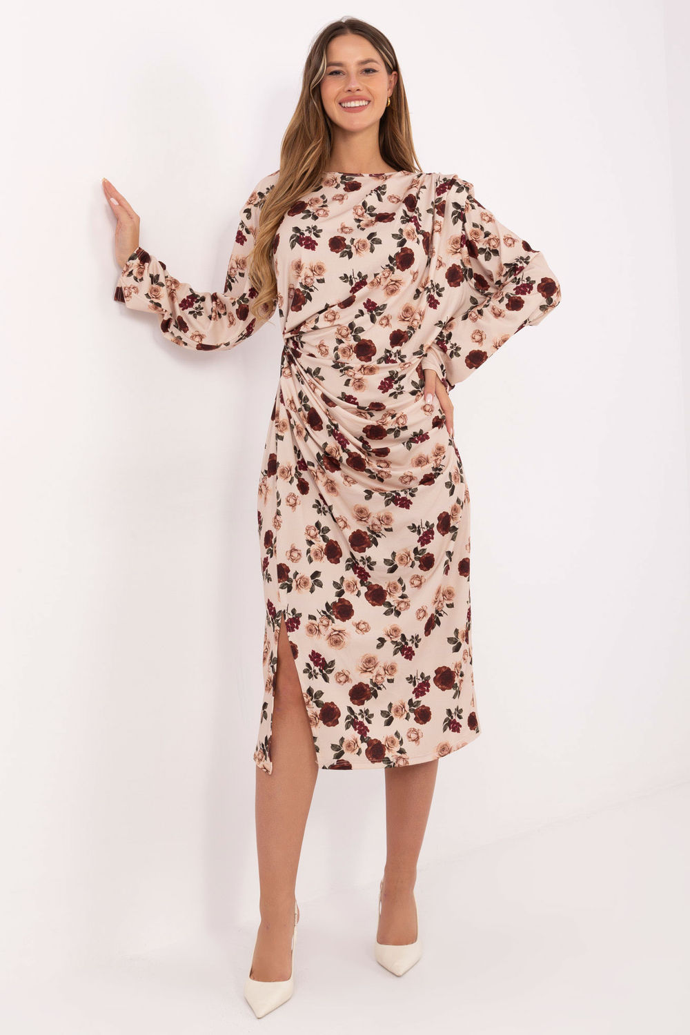 Image of Robe de jour beige