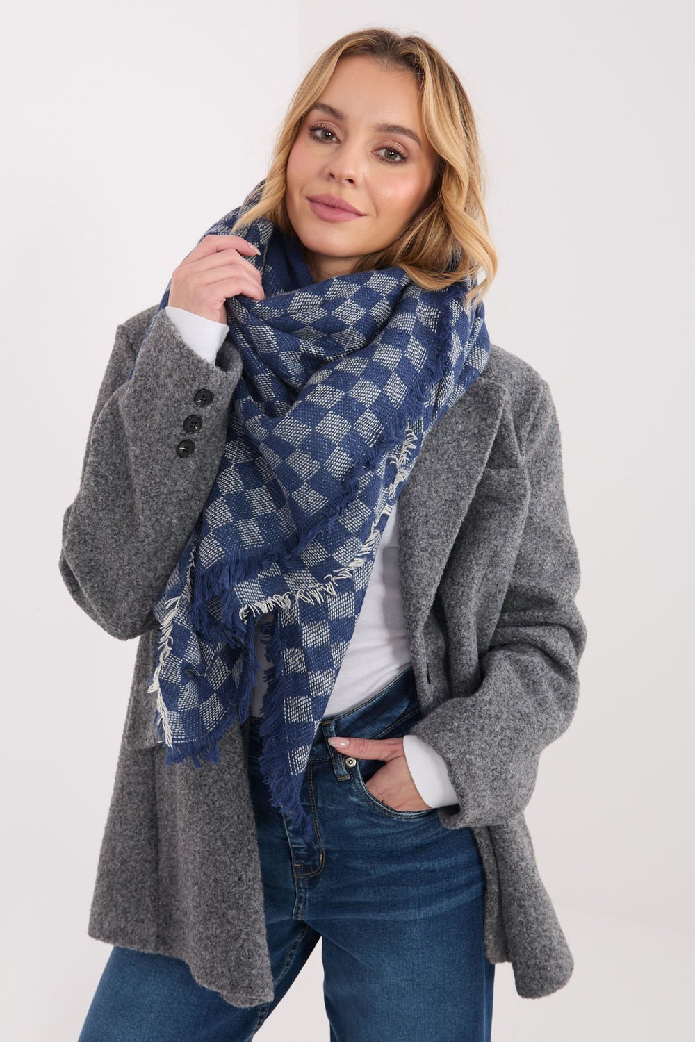 Image of Châle bleu marine