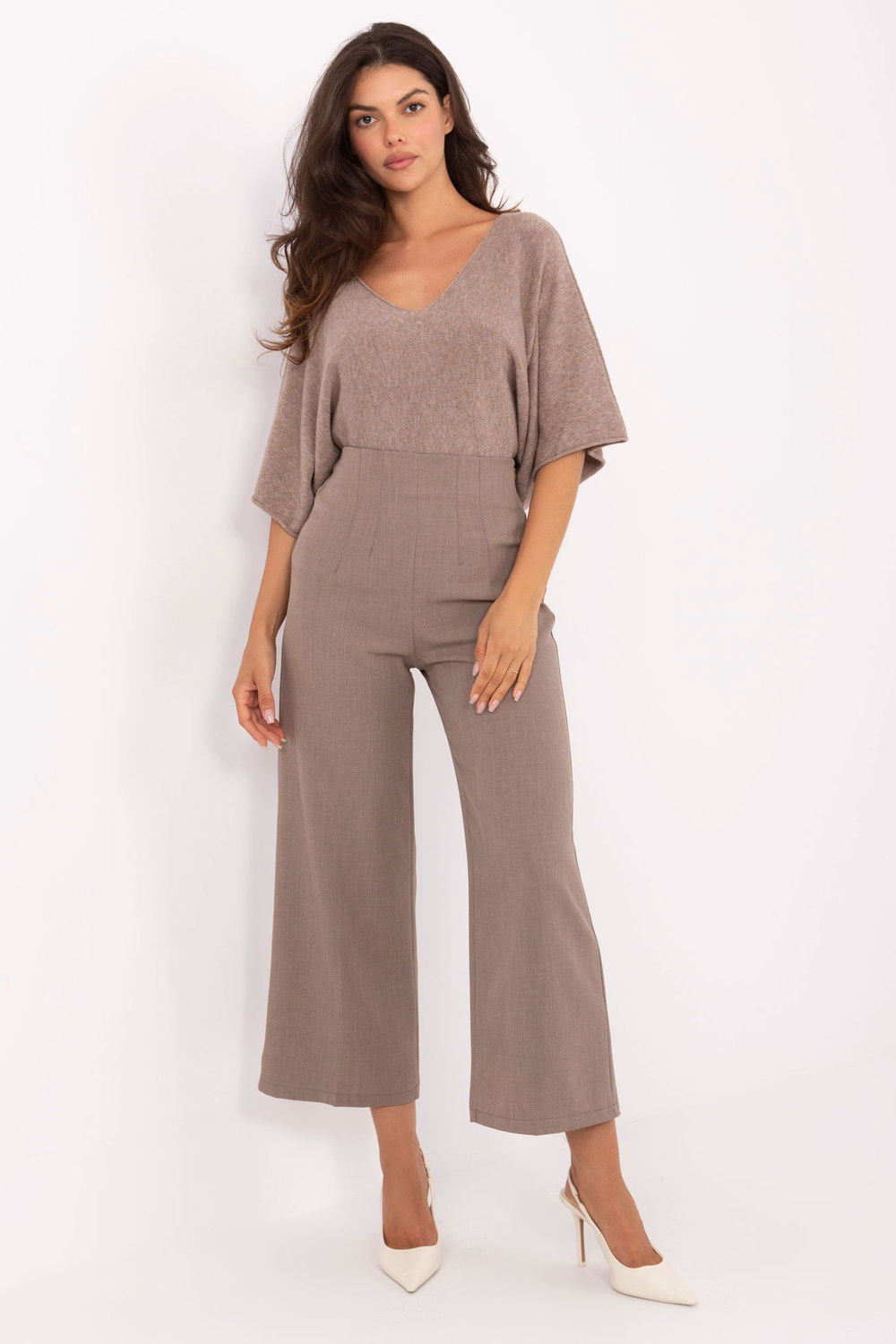 Image of Pantalon femme beige