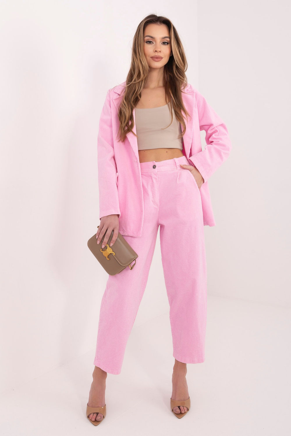 Image of Pantalon en velours côtelé rosé