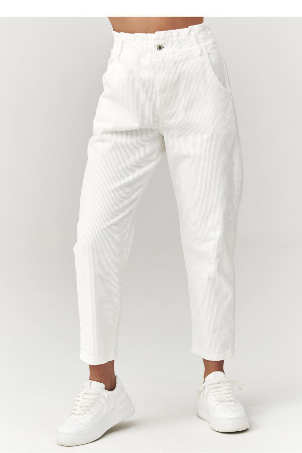 Image of Pantalon femme beige