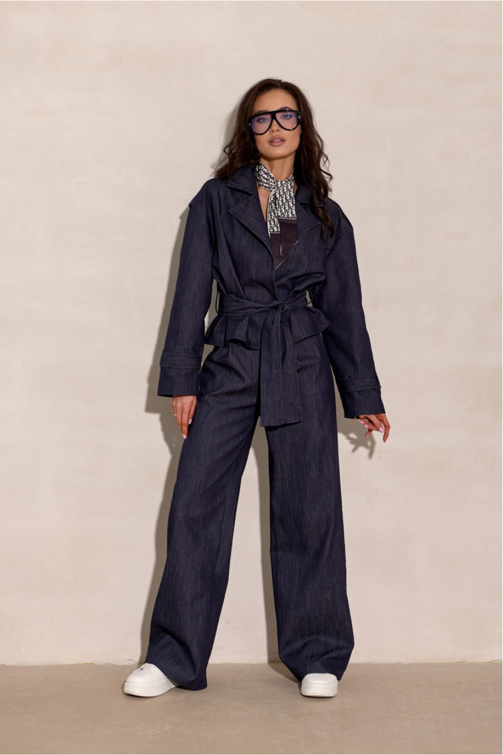 Image of Pantalon femme bleu marine