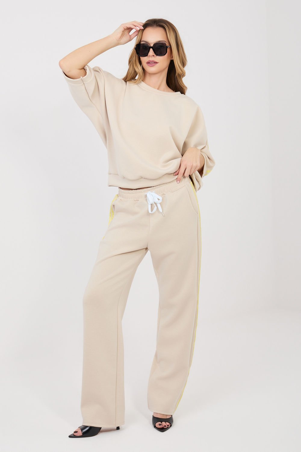 Image of Ensemble beige