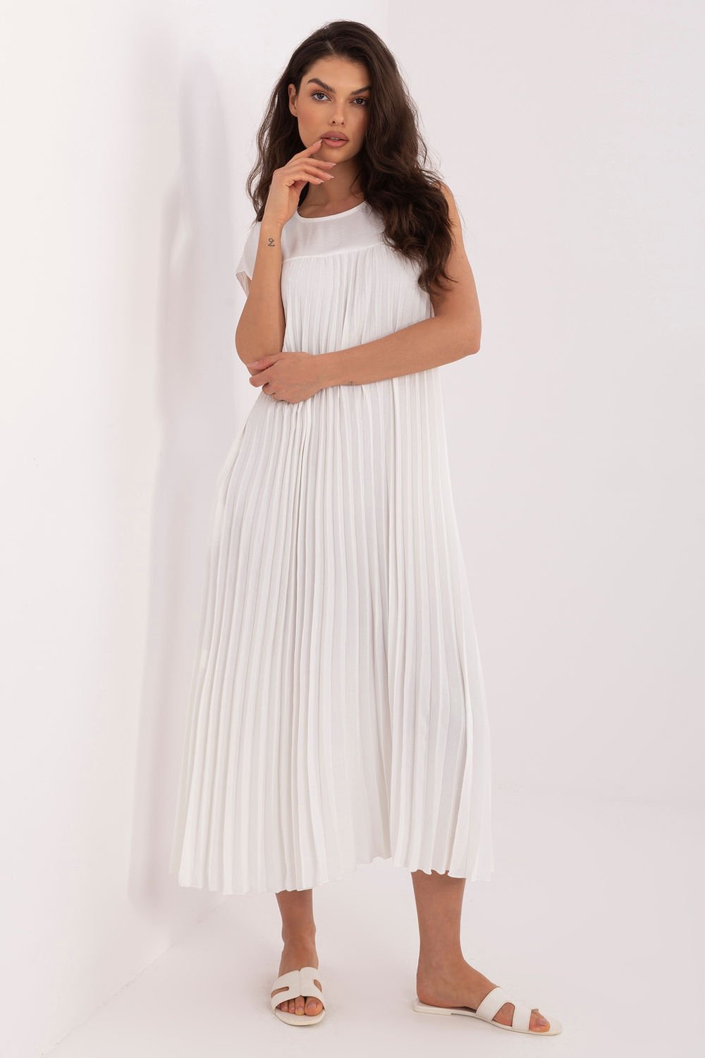 Image of Robe de jour beige