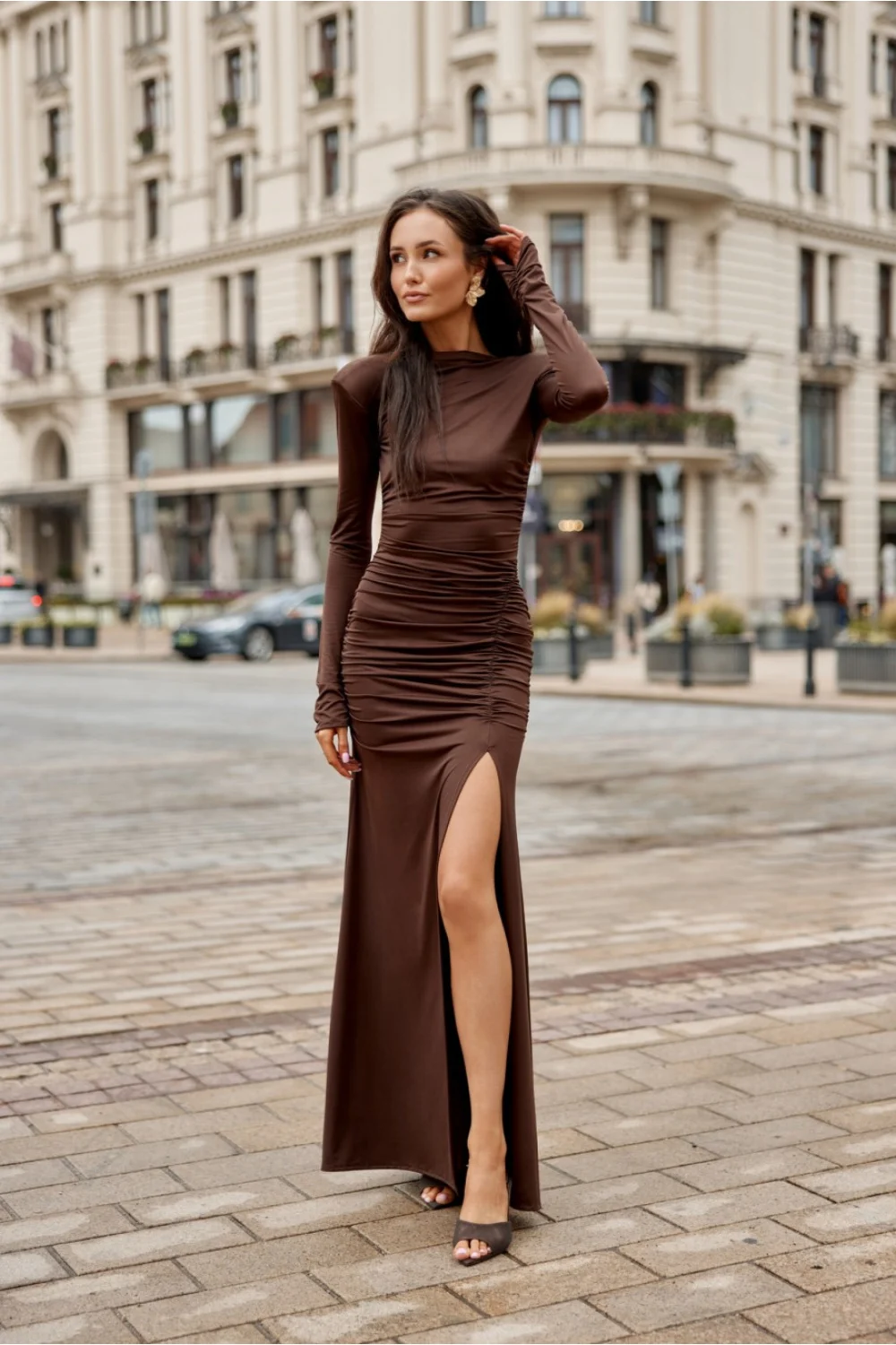 Robe longue brune
