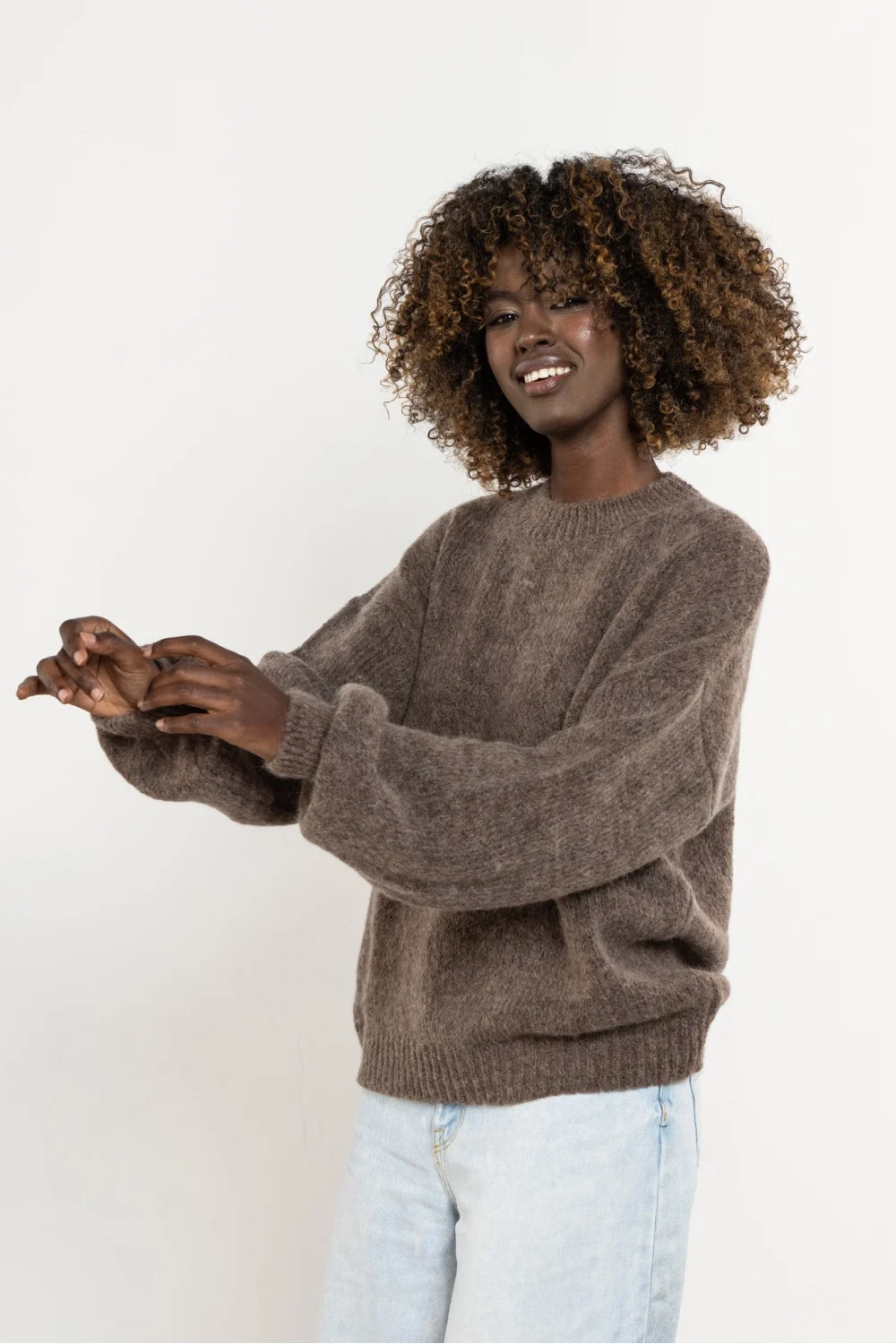 Chandail brun – Image 4