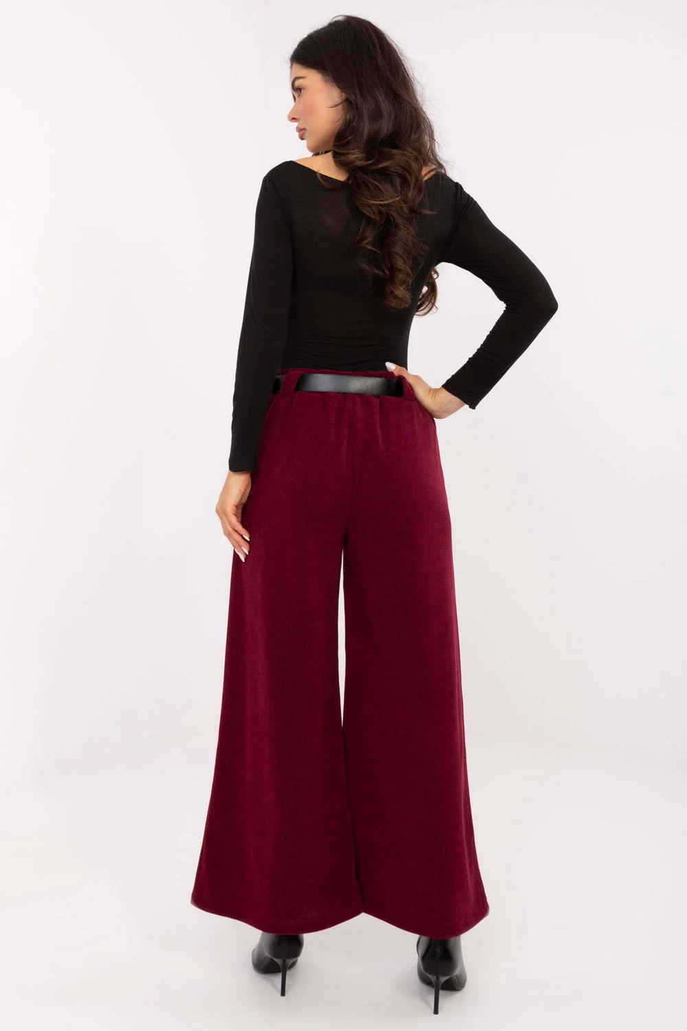Pantalon en velours côtelé rouge – Image 3