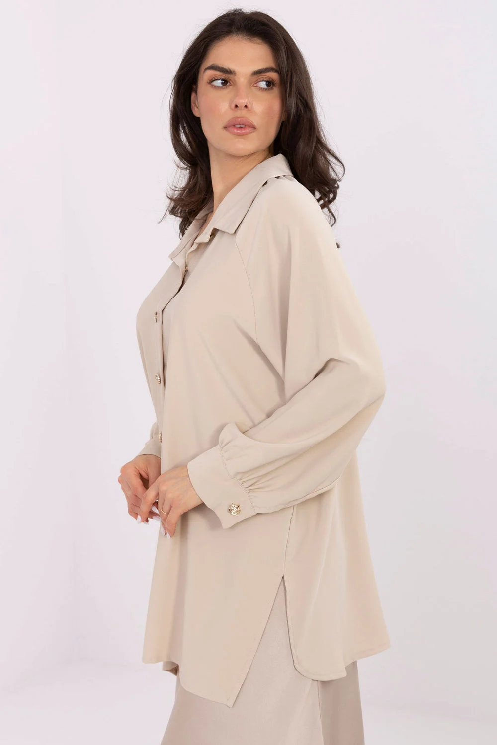 Chemise manche longue beige – Image 2