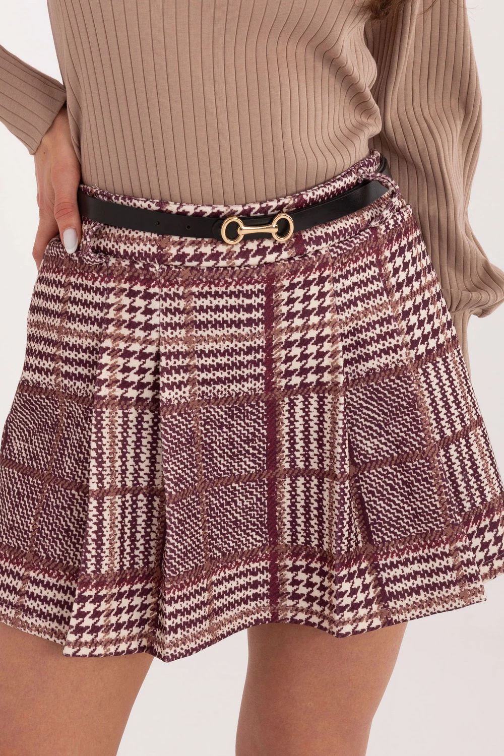 Short-jupe rouge – Image 4