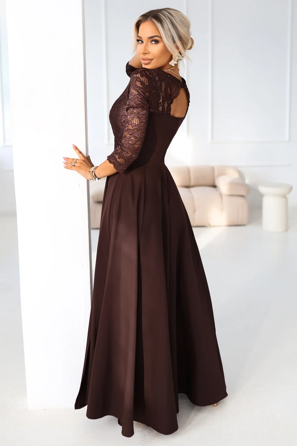 Robe longue brune – Image 2