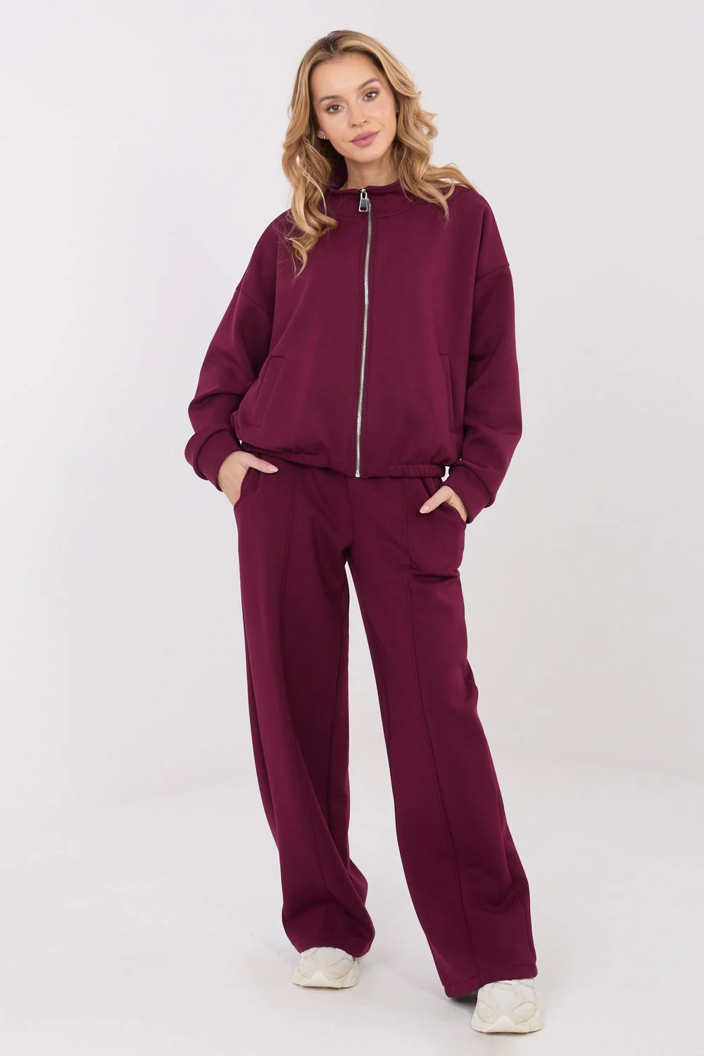 Sweatshirt rouge – Image 2