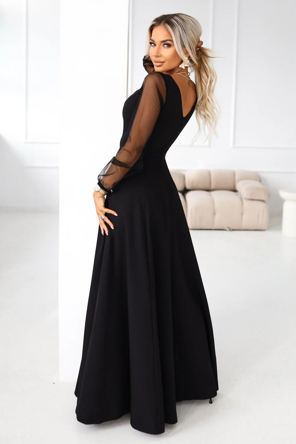 Robe longue noire – Image 2