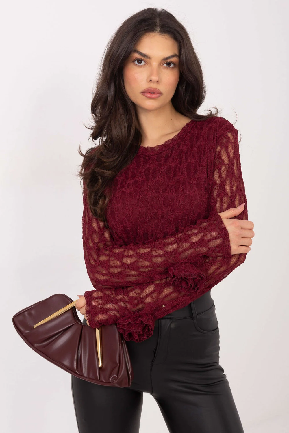 Blouse en dentelle rouge