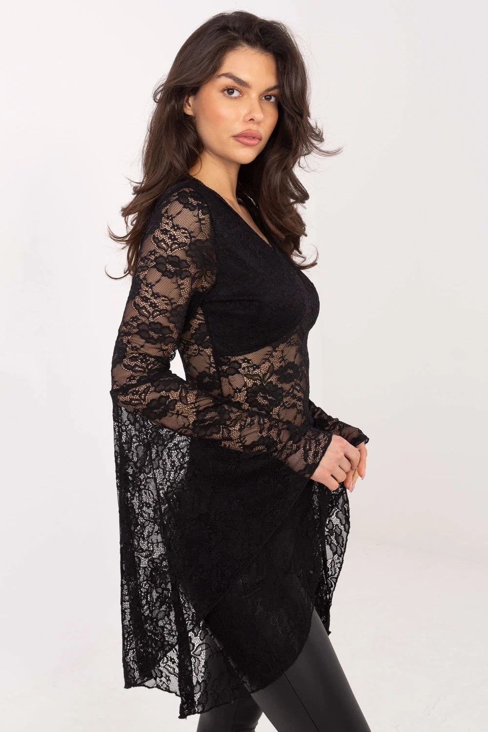 Blouse en dentelle noir – Image 4