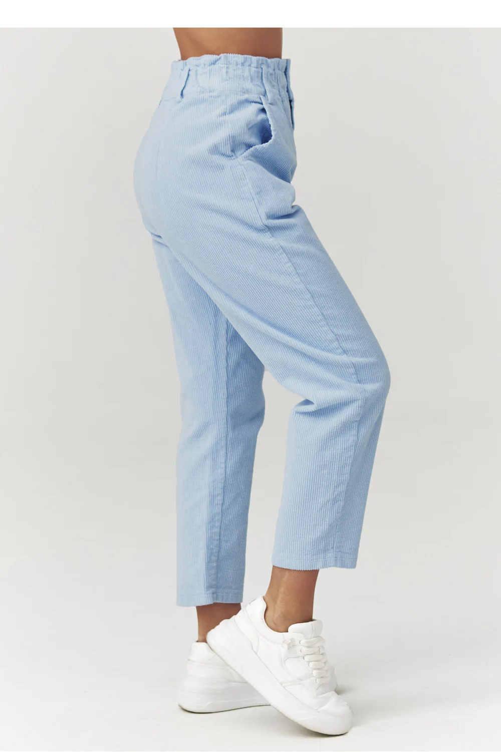 Pantalon en velours côtelé bleu – Image 4