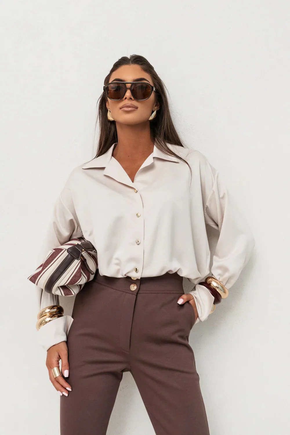 Chemise manche longue beige – Image 3