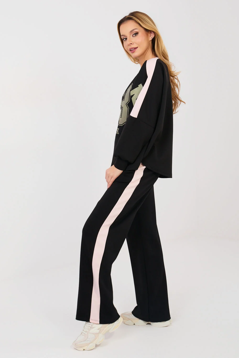 Ensemble noir – Image 2