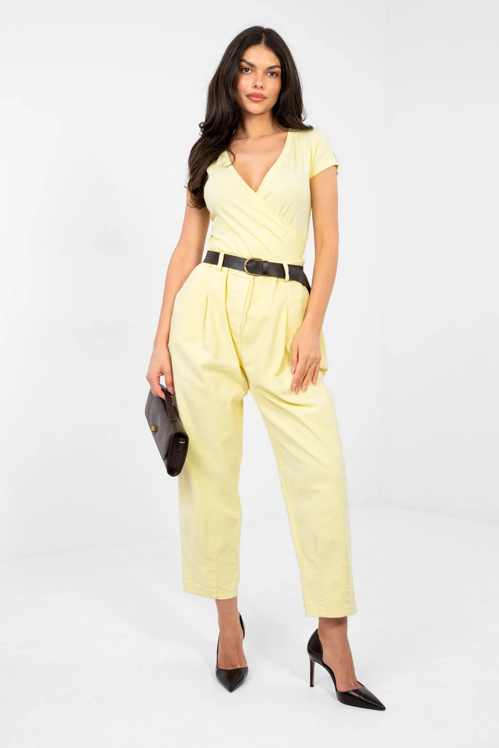 Pantalon en velours côtelé jaune